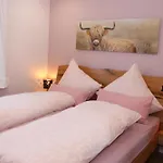 Bergfluegel Allgaeu, Schwimmbad, Sauna, Skilift Appartement