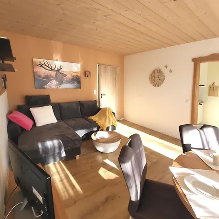 Apartment Bergflügel Appartement, Schwimmbad, Sauna Missen-Wilhams