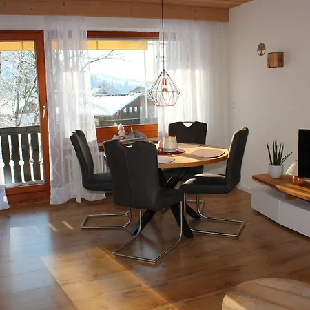Apartment Bergflügel Appartement, Schwimmbad, Sauna